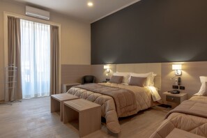 Condo Deluxe, 1 habitación, cocina | Vista desde la habitación