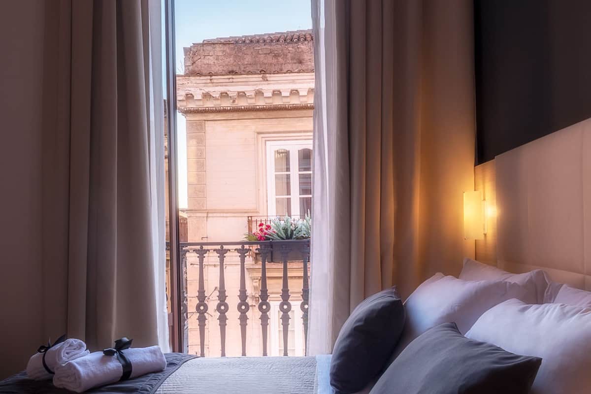 Exclusive Suite | 1 bedroom, premium bedding, minibar, in-room safe