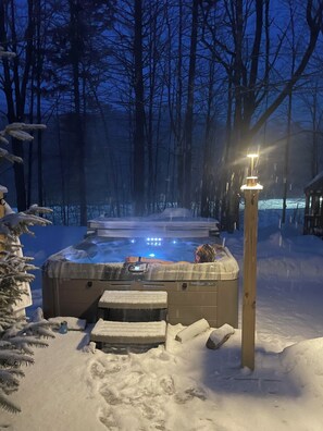 Sauna, poreallas, hierontapalveluita