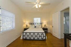 Cottage, Private Bathroom (Beach Side 3010) | 3 bedrooms, iron/ironing board, free WiFi