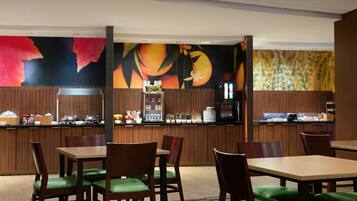 Free daily buffet breakfast