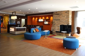 Interior - Fairfield Inn & Suites by Marriott London (London)
