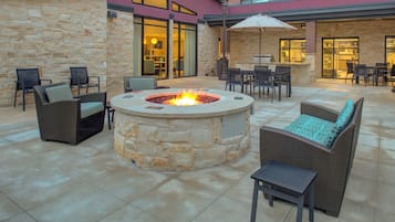 Grill-/Picknickplatz