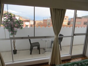 Apartment, 2 Bedrooms, 2 Bathrooms (Terrace QW4) | Balcony