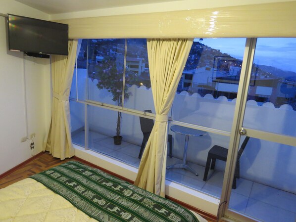 Apartament, 2 dormitoris, 2 banys (Terrace QW4) | Balcó