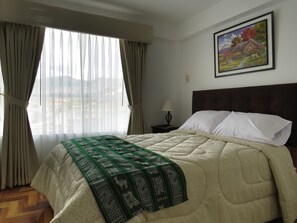 Apartment, 3 Bedrooms, 2 Bathrooms (QW3) | Iron/ironing board, free WiFi - Apartamentos Quewe (Cusco)