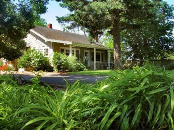 Standard Cottage, Ensuite (Vintner's) | Exterior