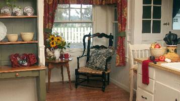 Standard Cottage, Ensuite (Vintner's) | Miscellaneous