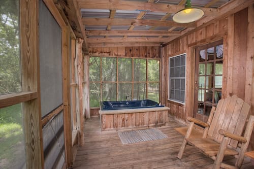 Classic Cabin, 1 Queen Bed, Jetted Tub (Hill County Lodge) | Terrace/patio