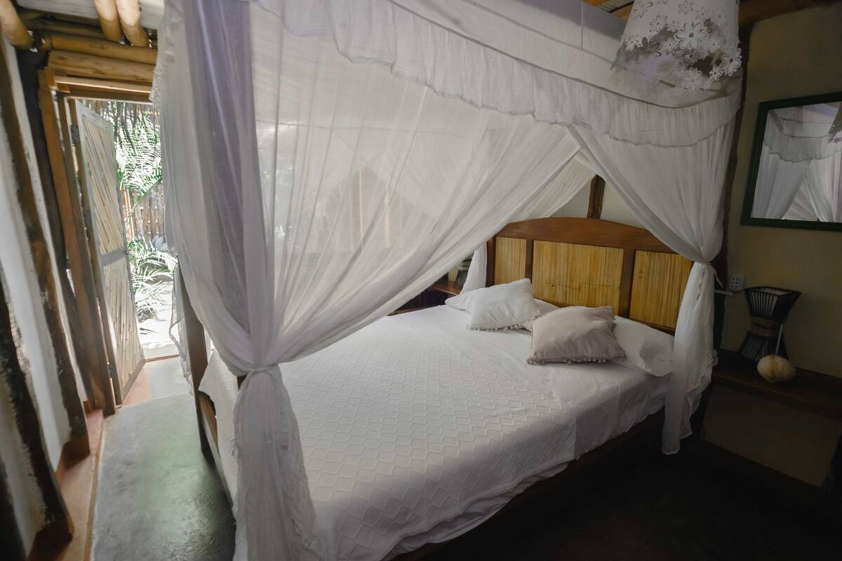 Suite, 1 queensize bed, privébadkamer | Gratis wifi