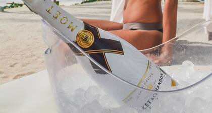 Izla Beach Front Hotel