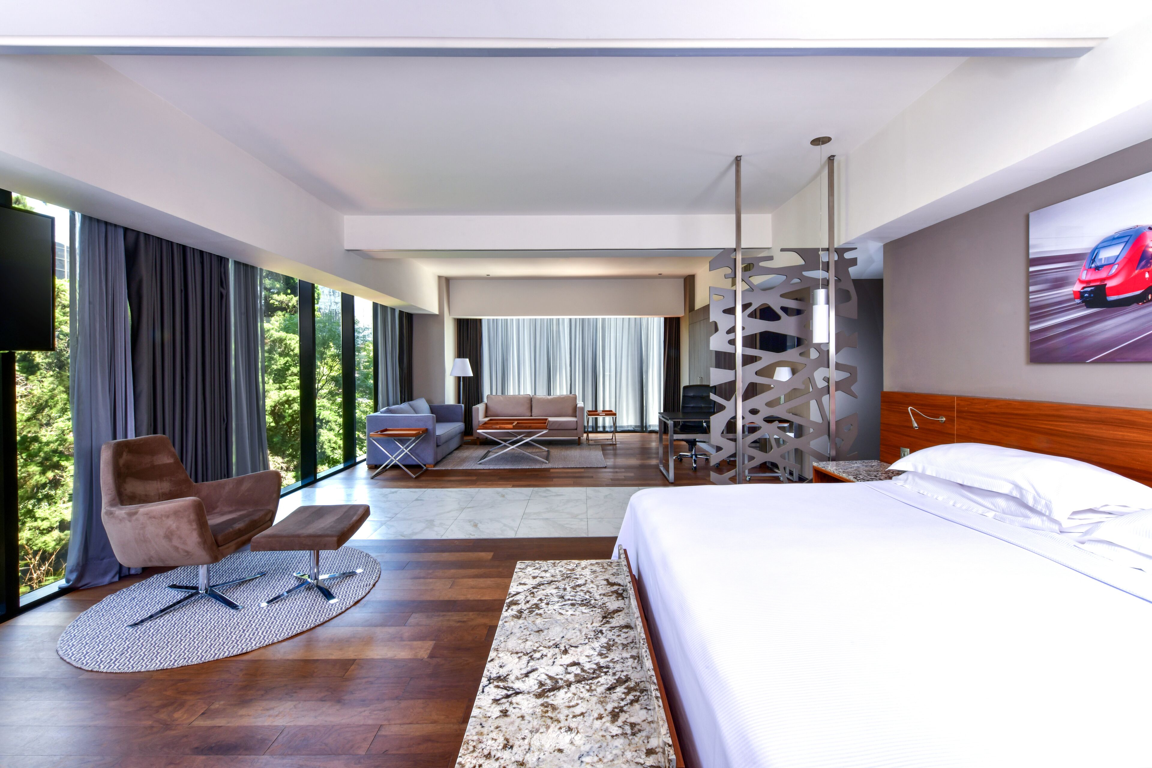 Down comforters, in-room safe, individually furnished, desk