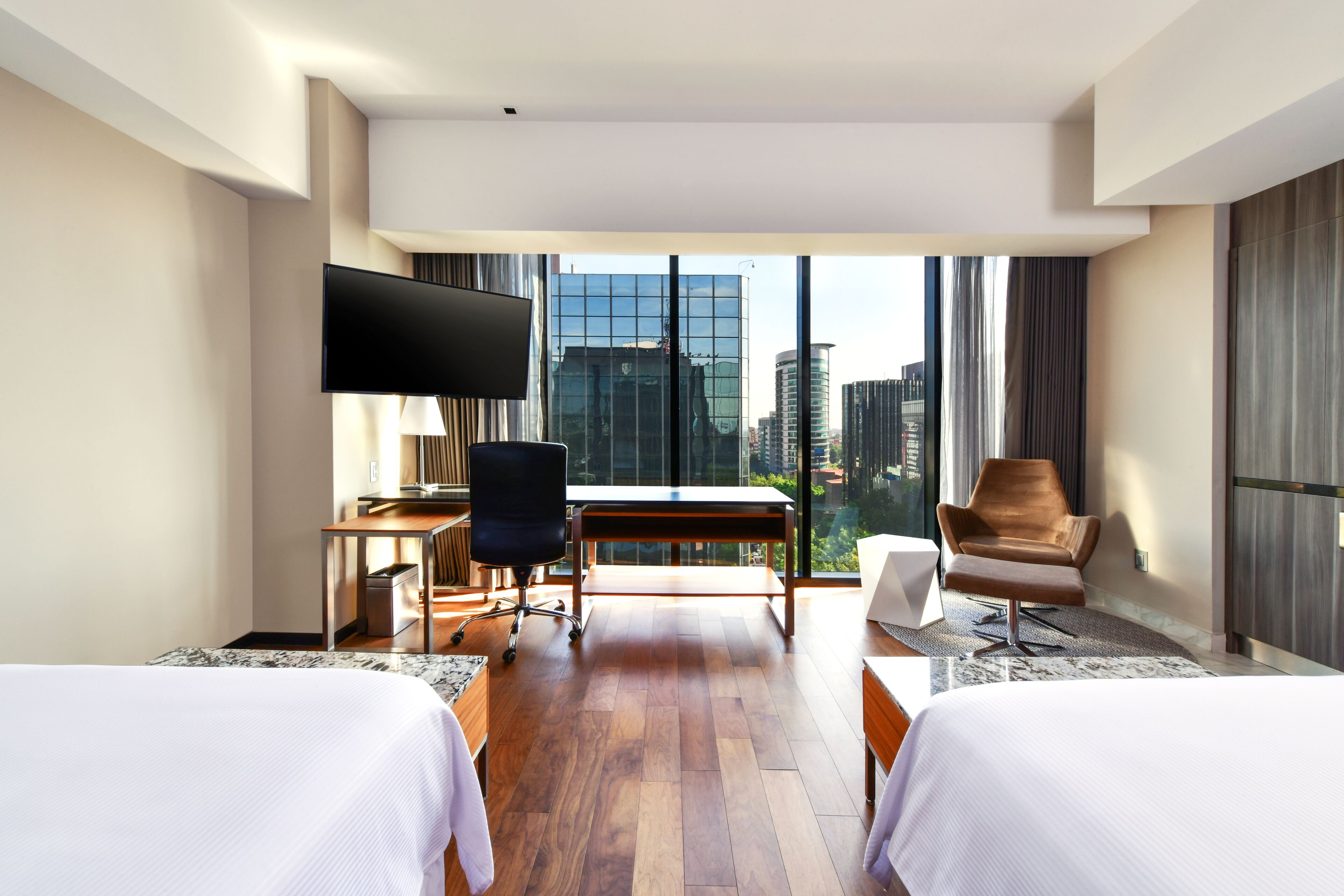 executive suite double | 1 bedroom, down duvets, in-room safe, individually furnished