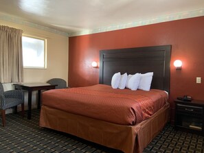 Standard Room, 1 King Bed, Smoking
