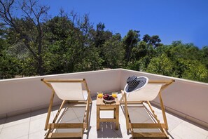 Property grounds - LUXURY RESIDENCE AT THE HEART OF THE HISTORIC DISTRICT OF HALEPA (CHANIA)