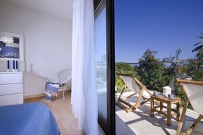 3 bedrooms, iron/ironing board, free WiFi, wheelchair access