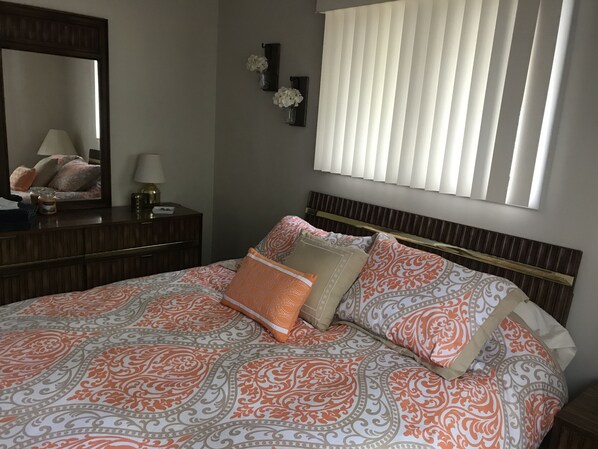 3 bedrooms, free WiFi, bed sheets