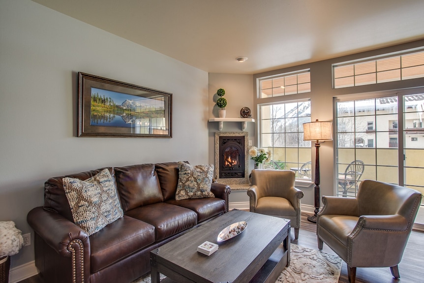 River's Echo Downtown Leavenworth Condo Vacation Rental, Mountain View For 6 - Leavenworth, WA