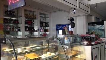 Coffee shop