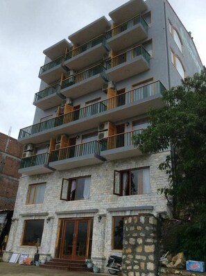 Front of property - Sapa Scenery Hotel (Sa Pa)