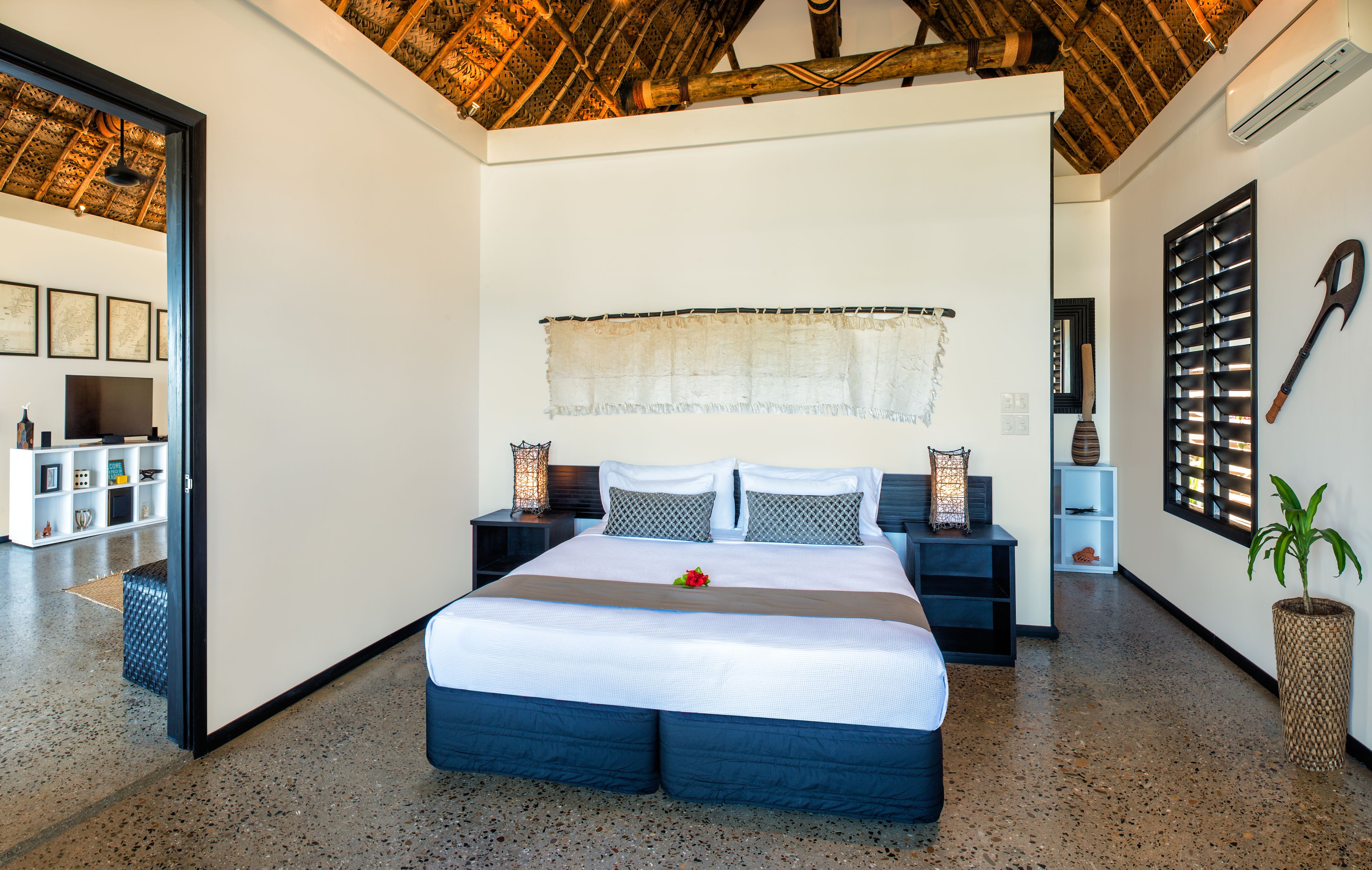 beach house | 1 bedroom, free minibar items, in-room safe, soundproofing