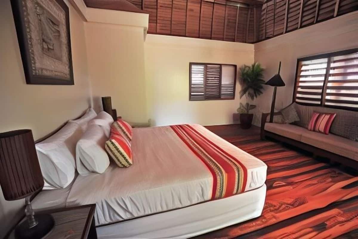 1 bedroom, free minibar items, in-room safe, soundproofing