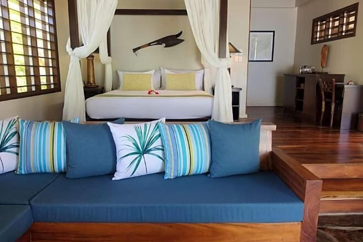 1 bedroom, free minibar items, in-room safe, soundproofing