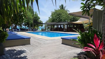 2 outdoor pools, pool umbrellas, sun loungers