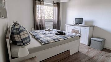 1 Schlafzimmer, Bügeleisen/Bügelbrett, Reisekinderbett, kostenloses WLAN