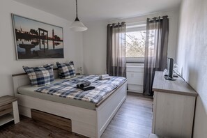 1 soverom, strykejern/-brett, reiseseng for barn og wi-fi (inkludert)