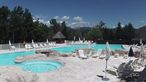 Pool - Charming house in prestigious estate **** (Fayence)
