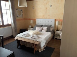 2 Schlafzimmer, Bügeleisen/Bügelbrett, kostenloses WLAN, Bettwäsche