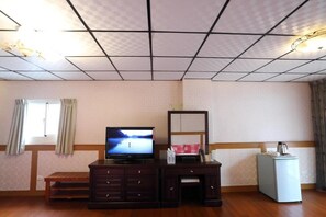 Familienzimmer, Balkon, Stadtblick