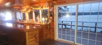 Big Chip Lodge. Awesome view. Dock 50' away. Authentic Historical Wisconsin.