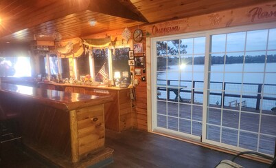 Big Chip Lodge. Awesome view. Dock 50' away. Authentic Historical Wisconsin.