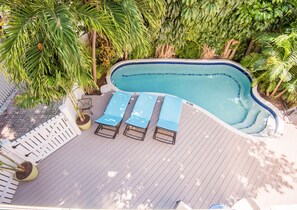 屋外プール、温水プール