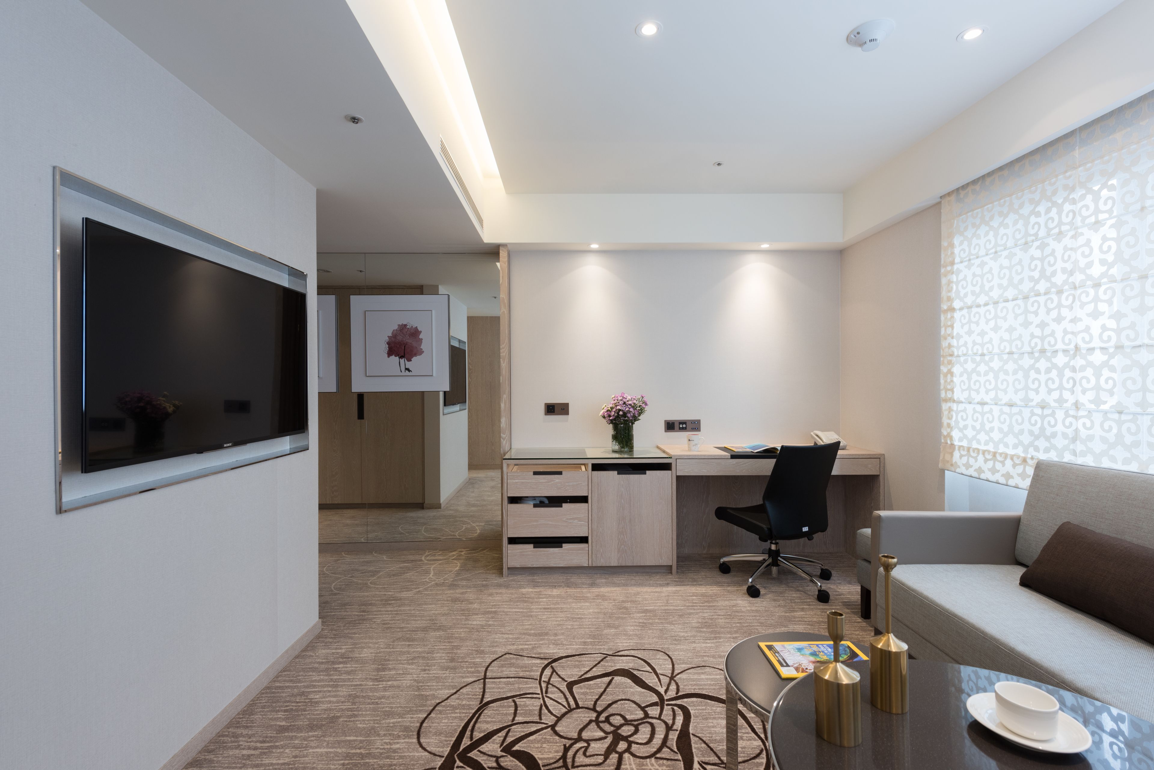 superior suite | premium bedding, down duvets, minibar, in-room safe