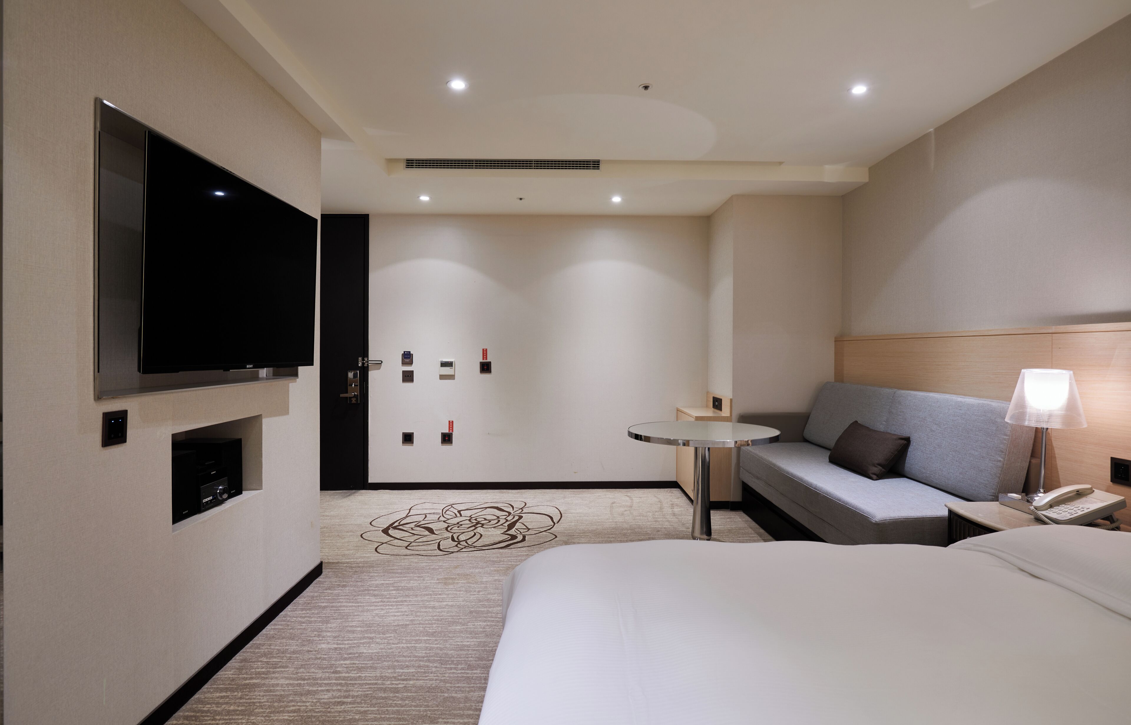 standard room - disability access (no window) | room amenity