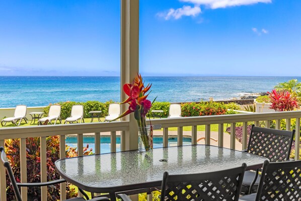 屋外ダイニングエリア