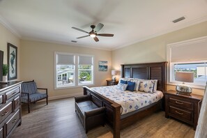 4 Schlafzimmer, Bügeleisen/Bügelbrett, Reisekinderbett, kostenloses WLAN
