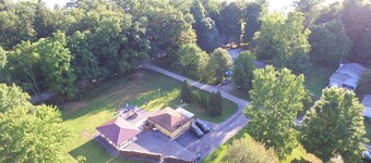 Seeblick, Dock Space & Fire Wood zur Verfügung gestellt, Außendusche, Bettwäsche zur Verfügung gestellt
