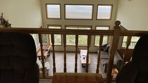 Smart-TV, DVD-Player, Stereoanlage