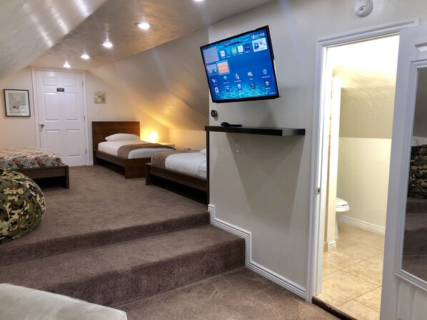 1 bedroom, desk, iron/ironing board, free WiFi