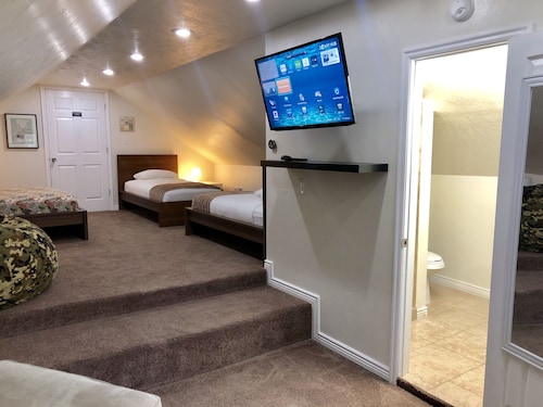 Skiers Crash Pad Perfect location