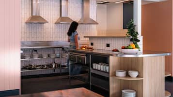 公共區域設有雪櫃、公共區域設有微波爐