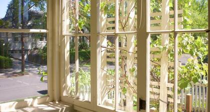 Lehtitalo ... Vain muutaman askeleen päässä Whitmanin kampuksesta!