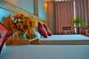 Deluxe Triple Room, Balcony, Mountain View | Soundproofing, free WiFi, bed sheets - Sapa Aroma Hotel (Sa Pa)