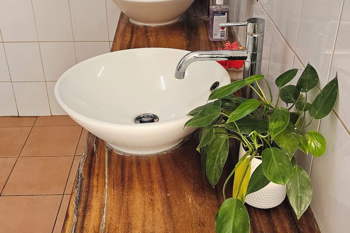 1 bedroom, in-room safe, bed sheets