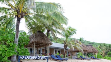 Premium Villa (Poppy's Lodge) | Beach/ocean view