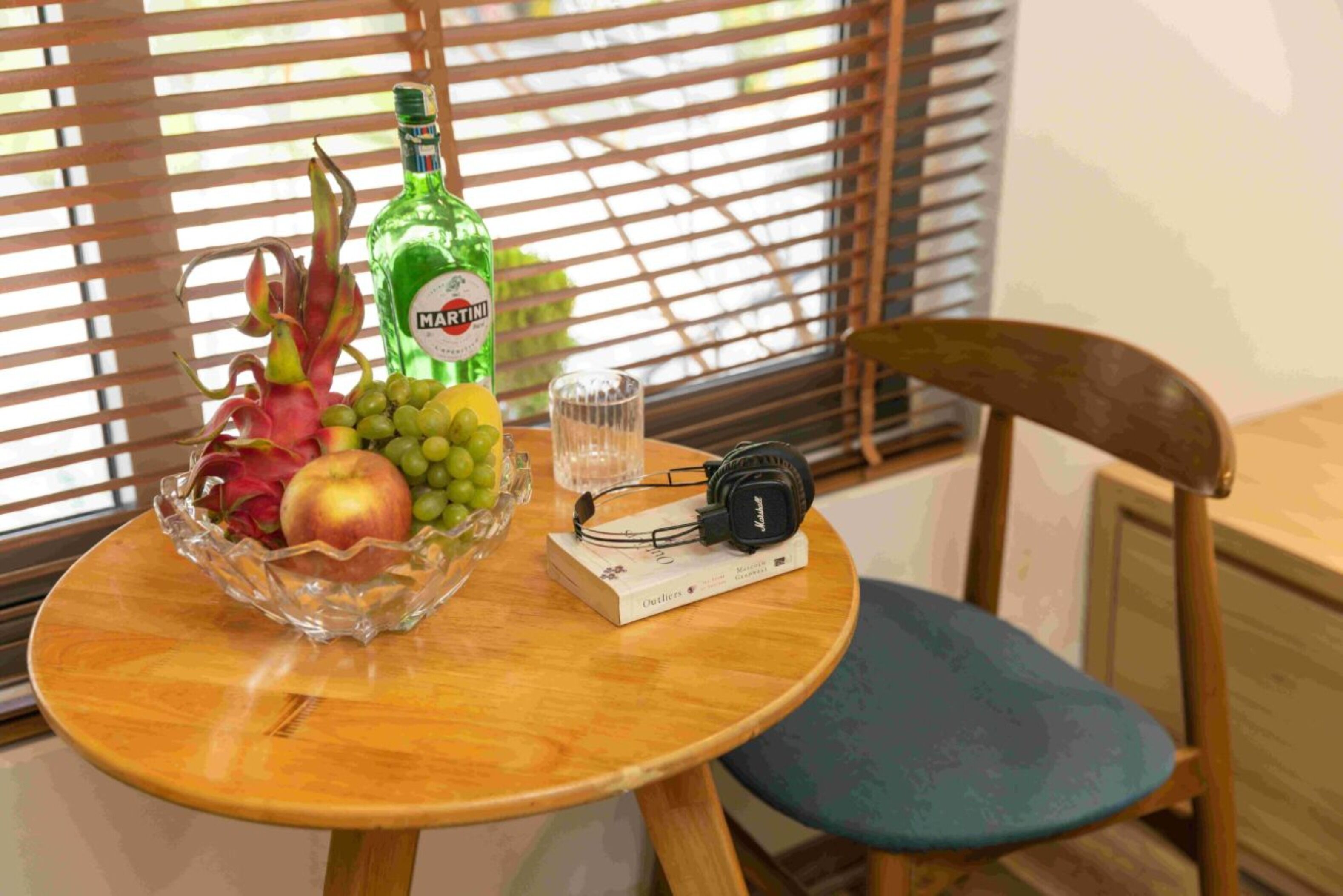 superior studio | 1 bedroom, minibar, in-room safe, desk